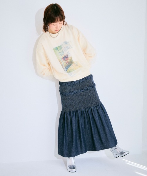 ELLEgirl（エルガール）の「チュールレイヤードスウェットプルオーバー【ELLEgirl/エル ガール】（スウェット・レディース・アイボリー/ライトグレー・FREE）」の11枚目の写真