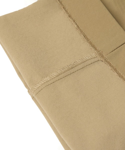 NEW BALANCE(ニューバランス)の「MET24 Tuck Slim Tapered Pants(スラックス・レディース・ネイビー/ベージュ・LARGE/MEDIUM/SMALL)」の16枚目の写真