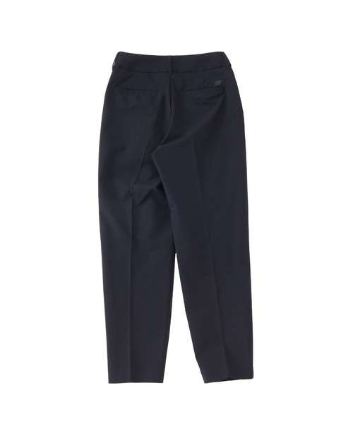 NEW BALANCE(ニューバランス)の「MET24 Tuck Slim Tapered Pants(スラックス・レディース・ネイビー/ベージュ・LARGE/MEDIUM/SMALL)」の8枚目の写真
