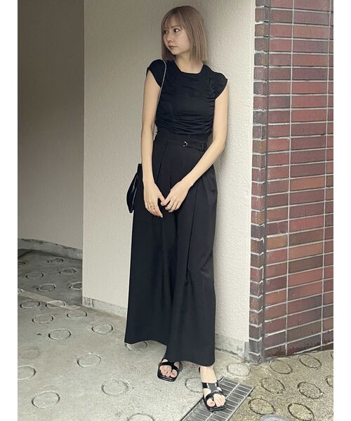 MURUA（ムルーア）の「カットワークトングサンダル（サンダル・レディース・ホワイト/ブラック・24.5/23.5）」の10枚目の写真