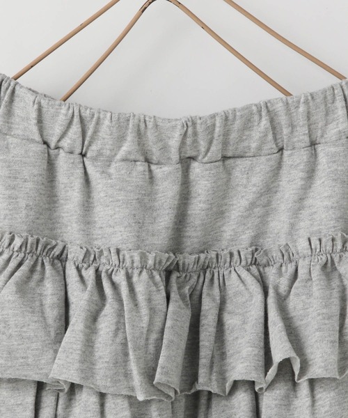 LOWRYS FARM(ローリーズファーム)の「カットティアードミニスカート 122364(スカート・キッズ・ブラック/グレー/レッド・110cm/120cm/130cm/140cm/150cm)」の5枚目の写真