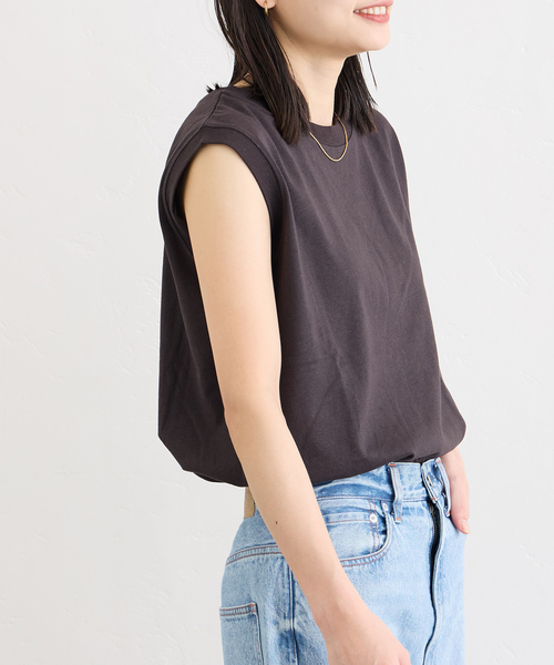 JOURNAL STANDARD（ジャーナルスタンダード）の「《追加3》汗ジミ防止天竺ノースリーブ（Tシャツ/カットソー・レディース・イエロー/ブラック/グレー/ホワイト・FREE）」の17枚目の写真