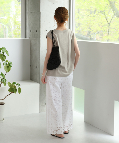 JOURNAL STANDARD（ジャーナルスタンダード）の「《追加3》汗ジミ防止天竺ノースリーブ（Tシャツ/カットソー・レディース・イエロー/ブラック/グレー/ホワイト・FREE）」の19枚目の写真