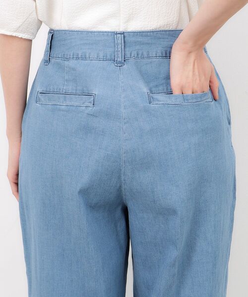 OPAQUE.CLIP（オペークドットクリップ）の「◆ストレッチデニムワイドパンツ【洗濯機洗い可】（デニムパンツ・レディース・ネイビー/ブルー・38/40/42）」の4枚目の写真