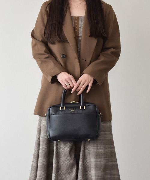 CHRISTIAN VILLA（クリスチャンヴィラ）の「【CHRISTIAN VILLA】ボックスシルエットレザーハンドバッグ(Q46493)（ハンドバッグ・レディース・ダークブラウン/アイボリー/ブラック・ALL）」の19枚目の写真