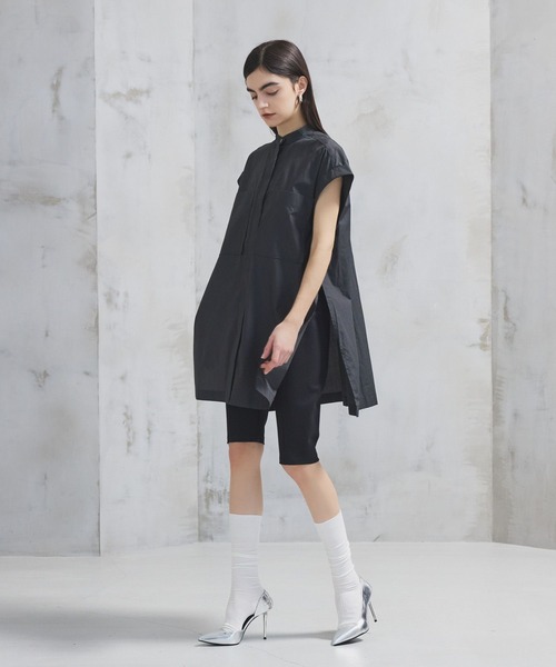 STERNBERG（スタンバーグ）の「フィットスキニーハーフパンツ（その他パンツ・レディース・ブラック・LARGE/MEDIUM）」の2枚目の写真