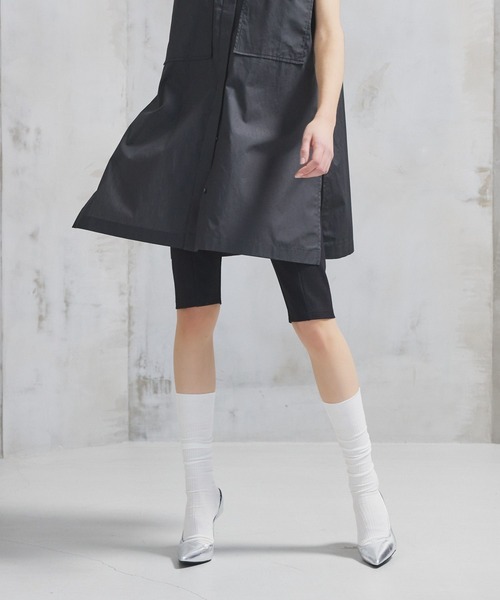 STERNBERG（スタンバーグ）の「フィットスキニーハーフパンツ（その他パンツ・レディース・ブラック・LARGE/MEDIUM）」の4枚目の写真