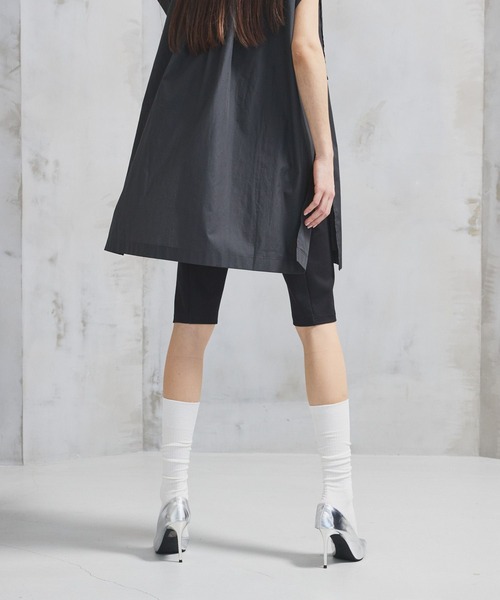 STERNBERG（スタンバーグ）の「フィットスキニーハーフパンツ（その他パンツ・レディース・ブラック・LARGE/MEDIUM）」の6枚目の写真