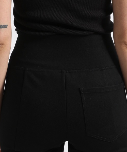 STERNBERG（スタンバーグ）の「フィットスキニーハーフパンツ（その他パンツ・レディース・ブラック・LARGE/MEDIUM）」の19枚目の写真