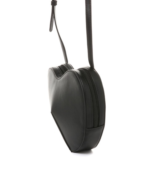 LAKOLE（ラコレ）の「ぷっくりハートポシェット / 132241（ショルダーバッグ・レディース・シルバー/ブラック/レッド・FREE）」の14枚目の写真