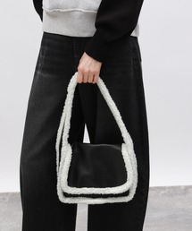 LAKOLE | ムートン風フラップショルダーバッグ / 140069(ショルダーバッグ)