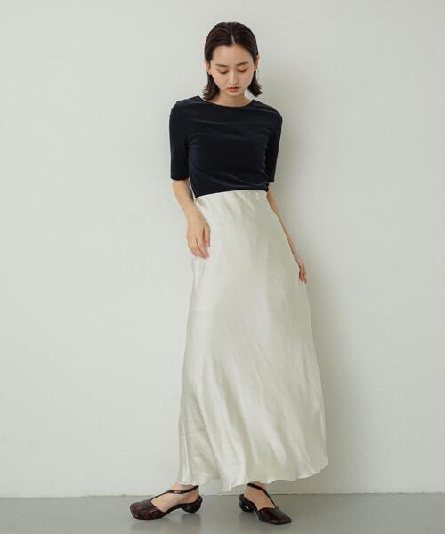 SENSE OF PLACE by URBAN RESEARCH(センスオブプレイスバイアーバンリサーチ)の「シアーベロアTシャツ(半袖)(Tシャツ/カットソー・レディース・アイボリー/チャコールグレー/ネイビー/イエロー・ONE)」の11枚目の写真