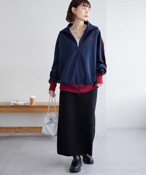 DISCOAT（ディスコート）の「【ユニセックス】ワンポイント刺繍トラックジャケット（パーカー・レディース・ベージュ/ネイビー/ブラウン・FREE）」の13枚目の写真