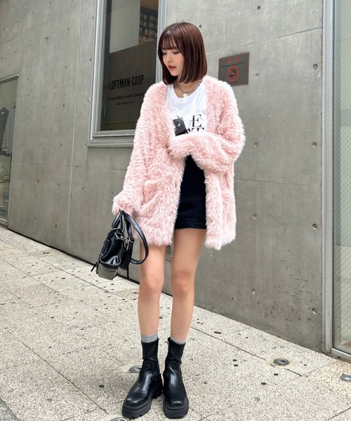 INTER FACTORY（インターファクトリー）の「さくら - シャギーニットVネックカーディガン - made in INTER FACTORY（カーディガン/ボレロ・レディース・ピンク/グレー・FREE）」の8枚目の写真