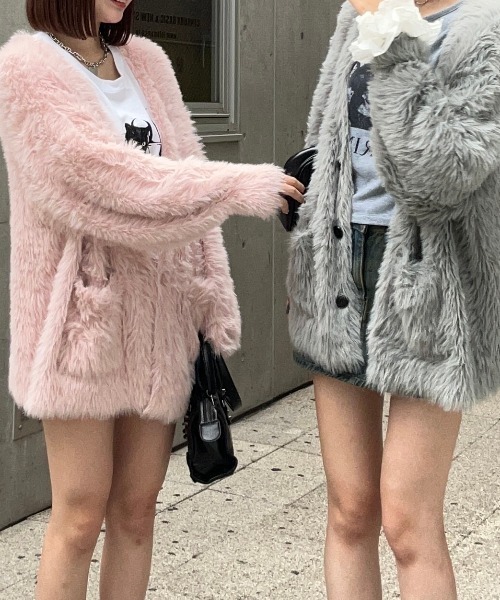 INTER FACTORY（インターファクトリー）の「さくら - シャギーニットVネックカーディガン - made in INTER FACTORY（カーディガン/ボレロ・レディース・ピンク/グレー・FREE）」の15枚目の写真