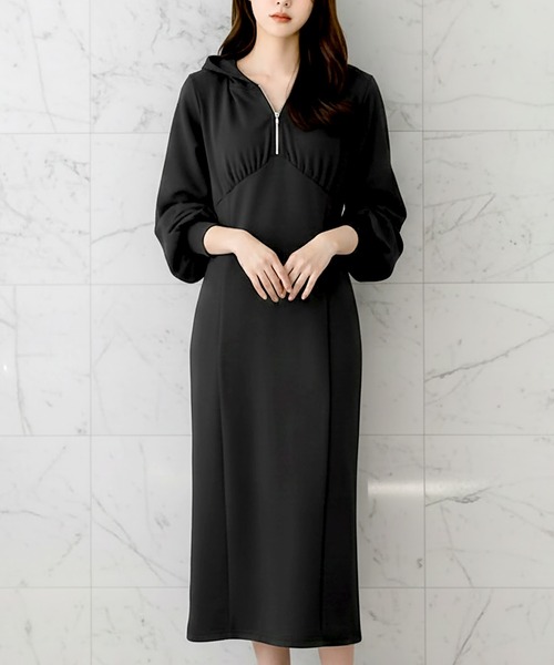 Julia Boutique(ジュリアブティック)の「フード付き ジップアップ スウェット ロングワンピース(ワンピース・レディース・ホワイト/ピンク/モカ/ブラック/カーキ/グレー・ONE)」の3枚目の写真