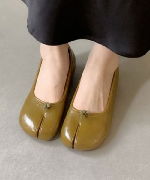 AMELY（エミリー）の「足袋 パンプス（パンプス・レディース・レッド/ブラウン/ブラック/アイボリー/シルバー/グリーン系その他・39/38/37/36/35/40）」の4枚目の写真