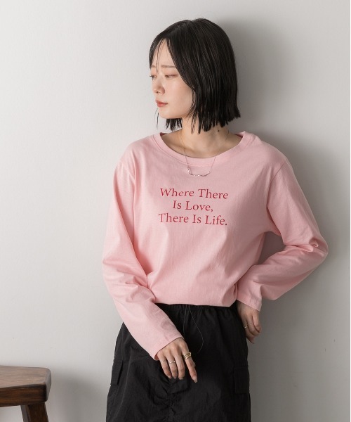 ad thie(アドティエ)の「3段ロゴプリント ロングTシャツ(Tシャツ/カットソー・レディース・ベージュ/ピンク/ブラック/オフホワイト・FREE)」の13枚目の写真