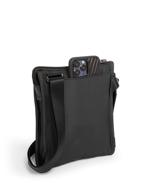 ＴＵＭＩ　ポケット・バッグ・スモール　ブラック　トゥミ ショルダーバッグ TUMI ALPHA 3 ポケット・バッグ・スモール