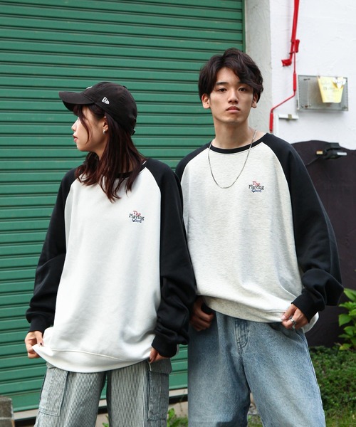ZIP FIVE(ジップファイブ)の「【ZIP FIVE】 3タイプ アソート ビッグシルエット 長袖 ラグラン スウェット トレーナー(スウェット・メンズ・グレー系/杢グレー/アイボリー系/ホワイト系1/ホワイト系/ホワイト×ブラック/アイボリー系1/アイボリー系2/チャコール/オートミール・LARGE/MEDIUM/X-LARGE)」の21枚目の写真