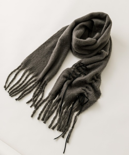 OLIVE des OLIVE（オリーブデオリーブ）の「ドロストリボンブークレマフラー（ストール/ショール・レディース・チャコールグレー/サックスブルー/アイボリー・FREE）」の22枚目の写真