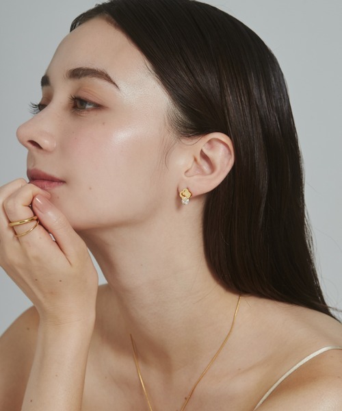 ciite' surgical stainless(シーテサージカルステンレス)の「【 金属アレルギー対応 】 モチーフビジューピアス サージカルステンレス (両耳用)(ピアス(両耳用)・レディース・ゴールド/シルバー・FREE)」の17枚目の写真
