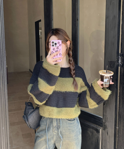 VIVID LADY(ビビッドレディー)の「オーバーフィット ボーダーニット 長袖 パフ袖 ニット(ニット/セーター・レディース・ブラウン/ブラック/カーキ・FREE)」の20枚目の写真