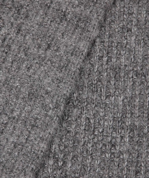 BAYFLOW（ベイフロー）の「[さりげないラメで華やかに]ラメニットマフラー（マフラー・レディース・ベージュ/グレー・FREE）」の9枚目の写真