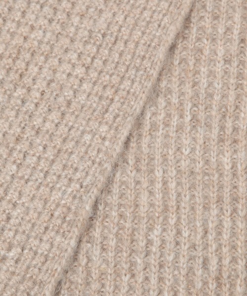 BAYFLOW（ベイフロー）の「[さりげないラメで華やかに]ラメニットマフラー（マフラー・レディース・ベージュ/グレー・FREE）」の13枚目の写真