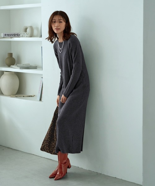 STYLE DELI(スタイルデリ)の「エアリー細リブニットワンピースB(ワンピース・レディース・グレー系その他/ブラック/レッド系その他・MEDIUM/SMALL)」の17枚目の写真