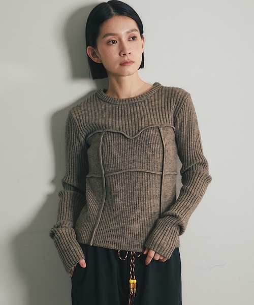 ANOTHER S（アナザーエス）の「ビスチェデザインリブニットトップス（Tシャツ/カットソー・レディース・ブラック/グレー/アイボリー/モカ・FREE）」の8枚目の写真