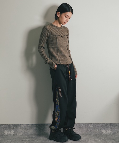 ANOTHER S（アナザーエス）の「ビスチェデザインリブニットトップス（Tシャツ/カットソー・レディース・ブラック/グレー/アイボリー/モカ・FREE）」の16枚目の写真