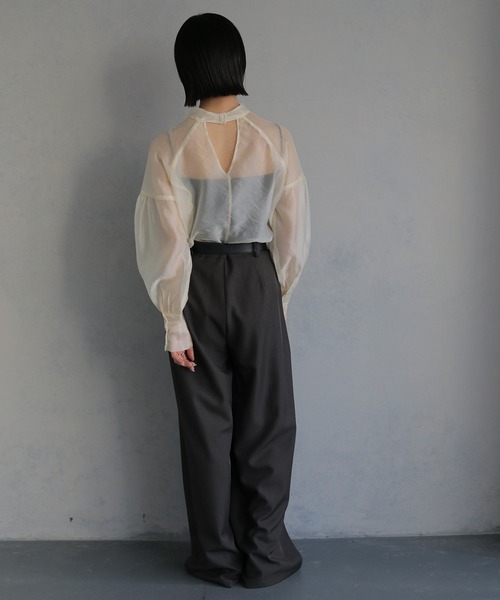 cheriella（シェリエラ）の「【cheriella】オーガンジーボリュームスリーブブラウス ORGANZA VOLUME SLEEVE BLOUSE（シャツ/ブラウス・レディース・アイボリー/グレー/ブラック・M）」の13枚目の写真