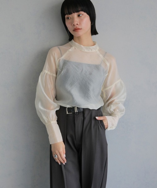 cheriella（シェリエラ）の「【cheriella】オーガンジーボリュームスリーブブラウス ORGANZA VOLUME SLEEVE BLOUSE（シャツ/ブラウス・レディース・アイボリー/グレー/ブラック・M）」の5枚目の写真