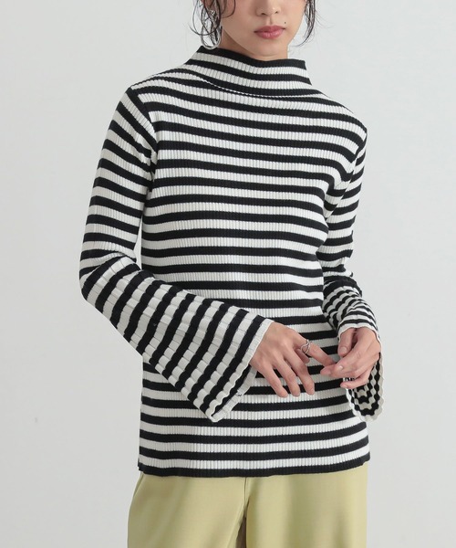 n'OrLABEL(ノアールレーベル)の「『配色セミフレアスリーブニット』(ニット/セーター・レディース・グレイッシュベージュ/ホワイト/ブルー/ブラック・L~LL/S~M/3L)」の16枚目の写真