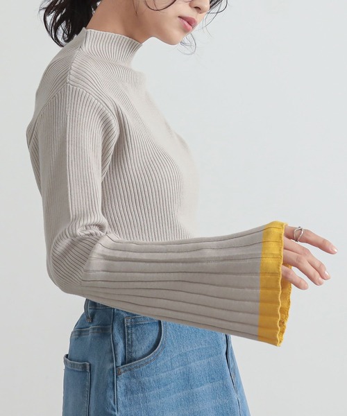 n'OrLABEL(ノアールレーベル)の「『配色セミフレアスリーブニット』(ニット/セーター・レディース・グレイッシュベージュ/ホワイト/ブルー/ブラック・L~LL/S~M/3L)」の9枚目の写真