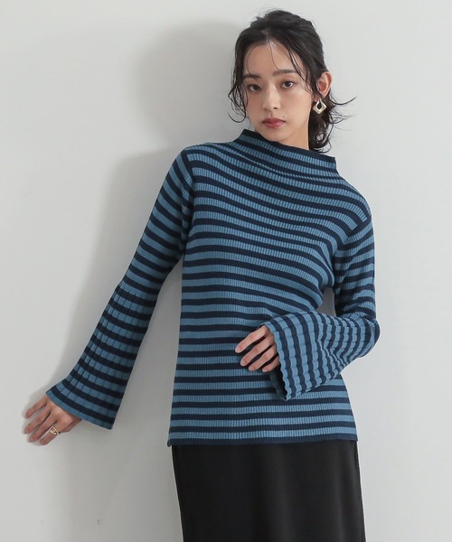 n'OrLABEL(ノアールレーベル)の「『配色セミフレアスリーブニット』(ニット/セーター・レディース・グレイッシュベージュ/ホワイト/ブルー/ブラック・L~LL/S~M/3L)」の21枚目の写真