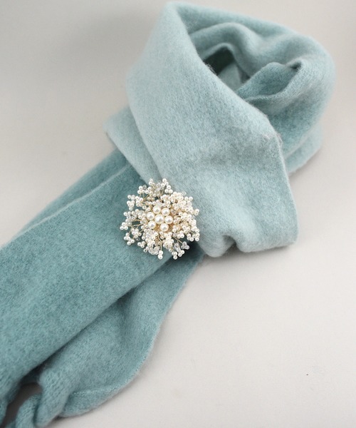 styiro（スタイロ）の「パールボリュームフラワーブローチ（ブローチ/コサージュ・レディース・ホワイト系その他2/ホワイト系その他・FREE）」の5枚目の写真