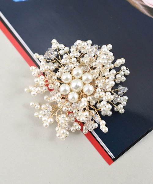 styiro（スタイロ）の「パールボリュームフラワーブローチ（ブローチ/コサージュ・レディース・ホワイト系その他2/ホワイト系その他・FREE）」の13枚目の写真