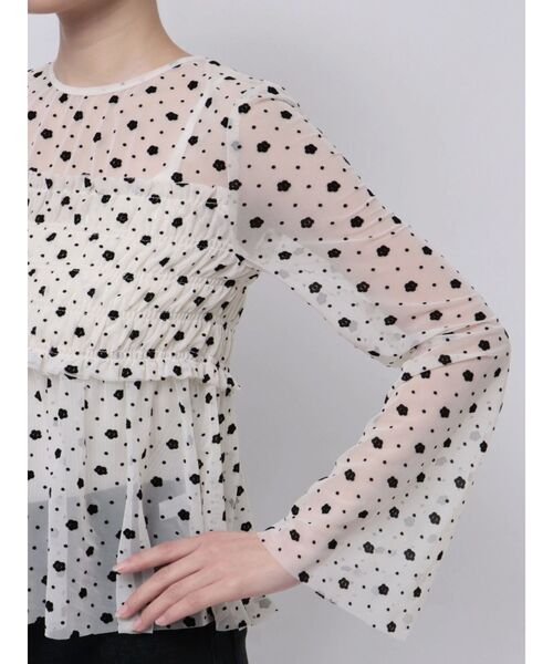 MERCURYDUO(マーキュリーデュオ)の「【MARY QUANTコラボ】フロッキープリントシャーリングカットソー(Tシャツ/カットソー・レディース・オフホワイト/ライトブルー/ブラック・FREE)」の6枚目の写真