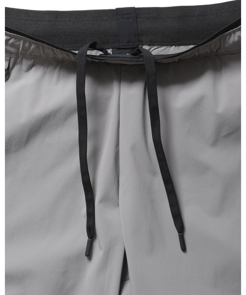 F.C.Real Bristol(エフシーレアルブリストル)の「CORDURA STRETCH TEAM SHORTS(その他パンツ・メンズ・ライトグレー/ブラック/オフホワイト・X-LARGE/LARGE/MEDIUM/SMALL)」の13枚目の写真