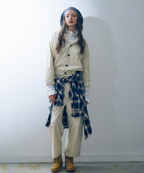 RNA（アールエヌエー）の「O0735 ルーズシャツオールインワン（つなぎ/オールインワン・レディース・ブルー/ライトベージュ/ピンク・MEDIUM）」の16枚目の写真