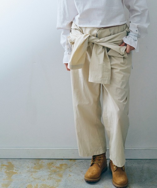 RNA（アールエヌエー）の「O0735 ルーズシャツオールインワン（つなぎ/オールインワン・レディース・ブルー/ライトベージュ/ピンク・MEDIUM）」の17枚目の写真