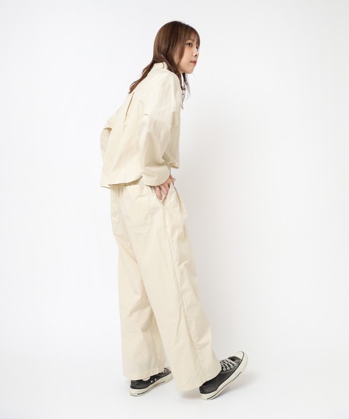 RNA（アールエヌエー）の「O0735 ルーズシャツオールインワン（つなぎ/オールインワン・レディース・ブルー/ライトベージュ/ピンク・MEDIUM）」の6枚目の写真