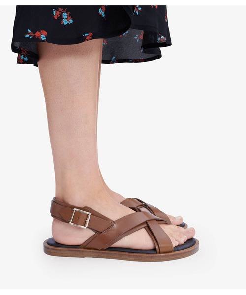 A.P.C.（アーペーセー）の「SANDALES LOU（サンダル・レディース・ブラウン系その他・36/37/38）」の6枚目の写真