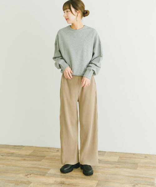 ITEMS URBANRESEARCH（アイテムズ アーバンリサーチ）の「クルーネックドルマンスウェット（スウェット・レディース・グレー系その他/ダークブラウン/オフホワイト・FREE）」の5枚目の写真