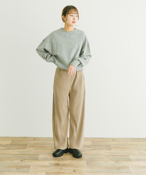 ITEMS URBANRESEARCH（アイテムズ アーバンリサーチ）の「クルーネックドルマンスウェット（スウェット・レディース・グレー系その他/ダークブラウン/オフホワイト・FREE）」の6枚目の写真