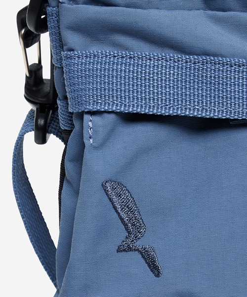 AIGLE（エーグル）の「撥水コンパクト ショルダーバッグ /ヘルメットバッグ（ショルダーバッグ・レディース・ブルー/ライトグリーン/ブラック・FREE）」の21枚目の写真