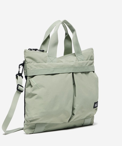 AIGLE（エーグル）の「撥水コンパクト ショルダーバッグ /ヘルメットバッグ（ショルダーバッグ・レディース・ブルー/ライトグリーン/ブラック・FREE）」の9枚目の写真