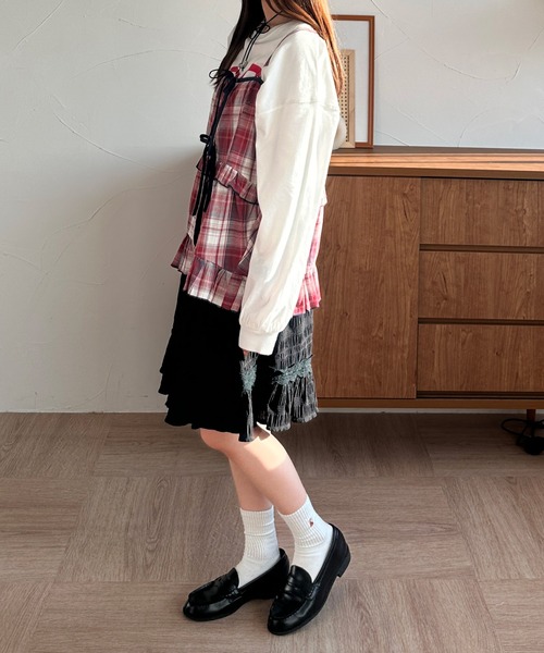 kutir(クティール)の「リボンドロストレース切り替えミニスカート(スカート・レディース・オフホワイト/ブラック・FREE)」の20枚目の写真